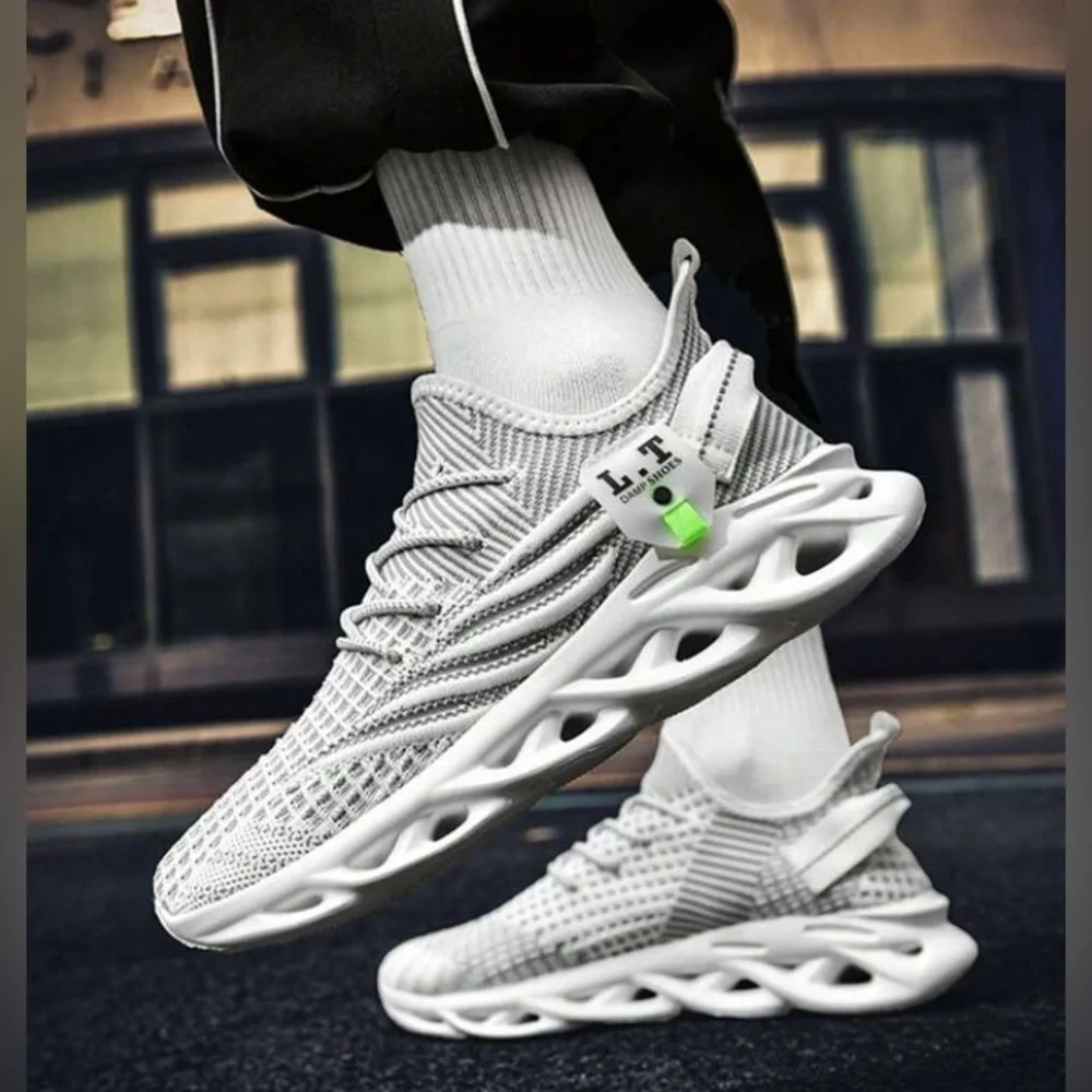 NEW-Men's Breathable Running, Twisted Sole, Fashionable, Trendy Athletic Shoes
